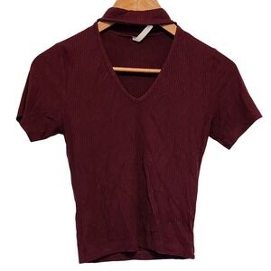 Womens Burgundy Ribbed Mock Neck Cutout Crop Top Short Sleeve